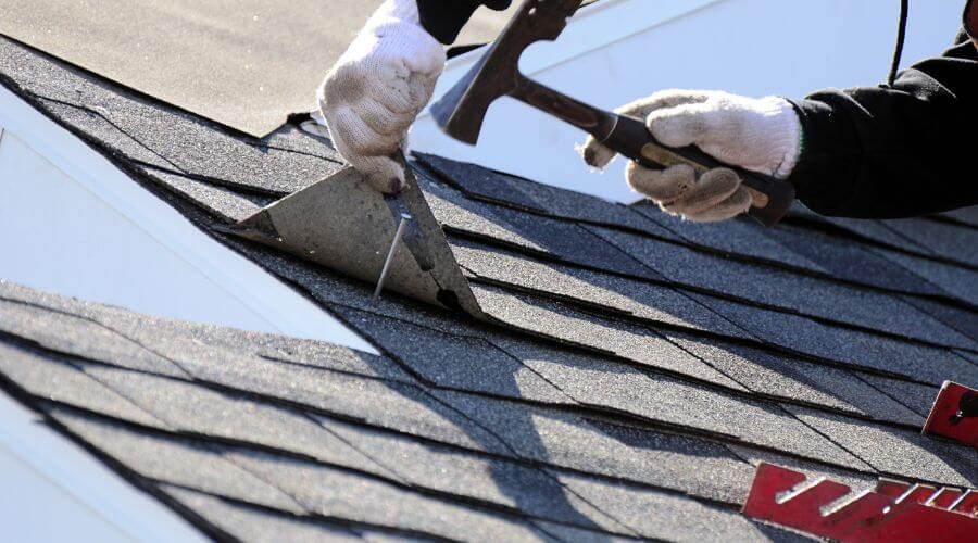 Professional residential roofers in Newport, IN